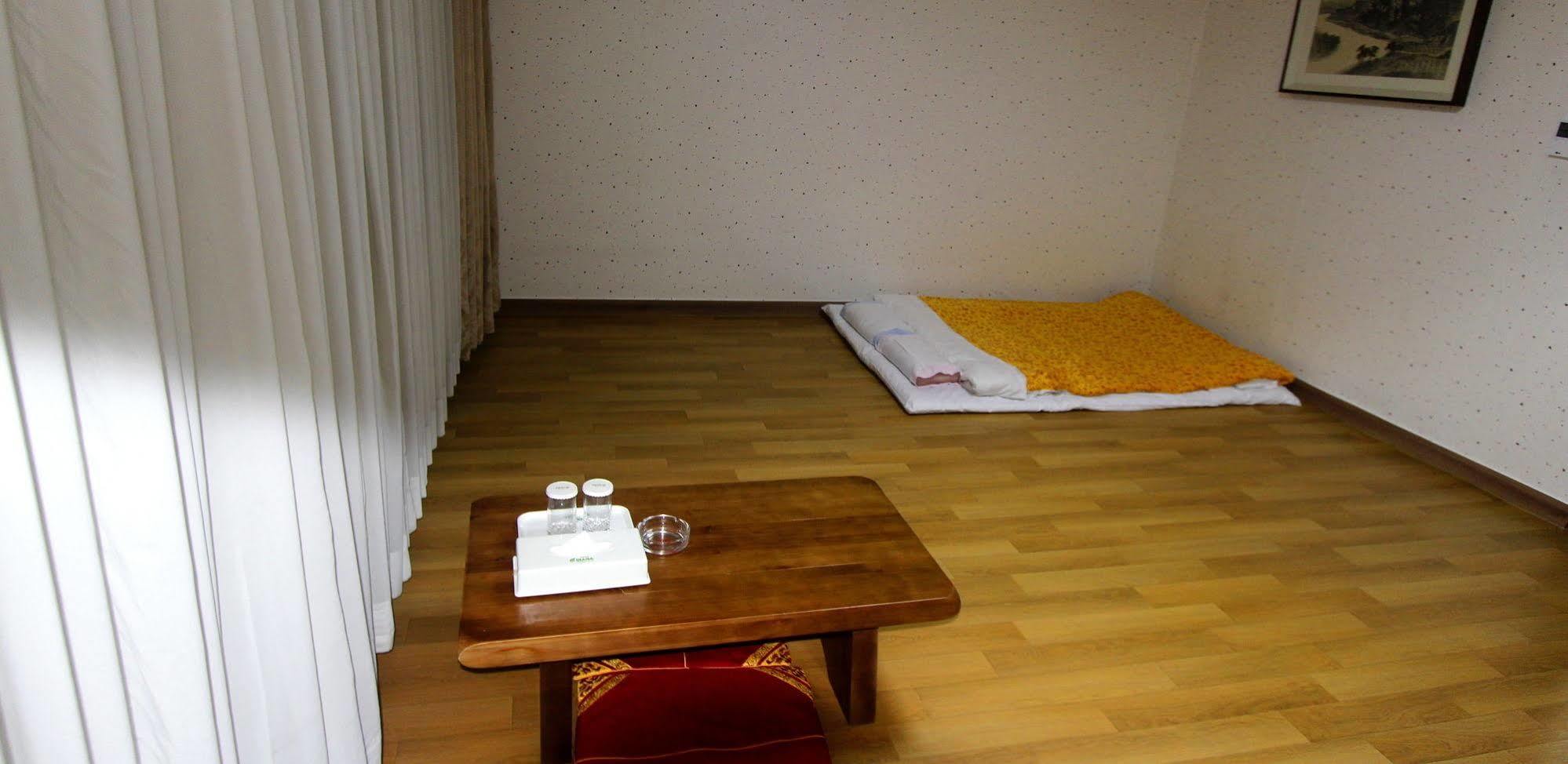 Gwangmyeong Diana Hotel Екстер'єр фото